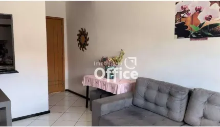 Apartamento com 3 dormitórios à venda, 84 m² por R$ 280.000,00 - Vila Jaiara - Anápolis/GO