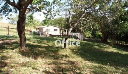 Chácara com 2 quartos à venda, 51000 m² por R$ 850.000 - Zona Rural - Pirenópolis/GO