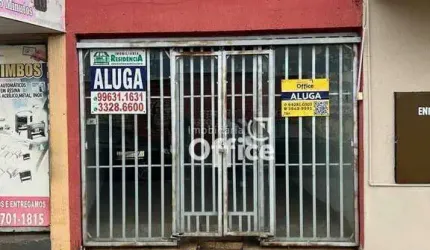 Casa com 3 dormitórios para alugar, 158 m² por R$ 2.300,00/mês - Setor Central - Anápolis/GO