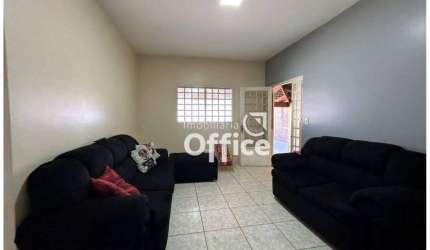 Casa com 2 dormitórios à venda, 150 m² por R$ 400.000,00 - Itamaraty 4ª Etapa - Anápolis/GO