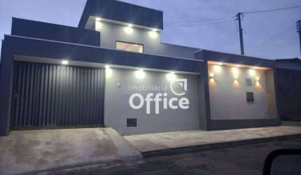 Casa com 3 dormitórios à venda, 189 m² por R$ 580.000,00 - Nova Vila Jaiara - Anápolis/GO