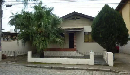 Casa comercial com 4 salas à venda no Garcia, Blumenau , 284 m2 por R$ 600.000