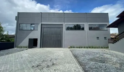 Barracão / Galpão / Depósito com 5 salas à venda no Salto Weissbach, Blumenau , 565 m2 por R$ 2.700.000