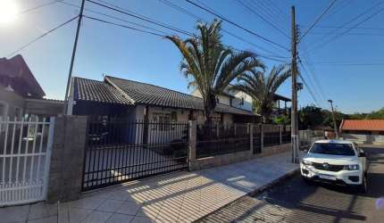Casa com 3 quartos à venda em Água Verde, Blumenau , 270 m2 por R$ 1.180.000