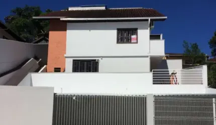 Apartamento com 2 quartos para alugar na Roberto Costa Althoff, 51, Fortaleza, Blumenau, 50 m2 por R$ 1.600