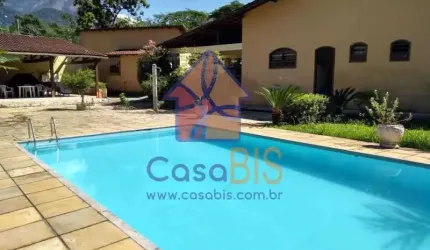 Casa com 3 quartos à venda na Avenida Dedo de Deus, Cantagalo, Guapimirim, 220 m2 por R$ 850.000