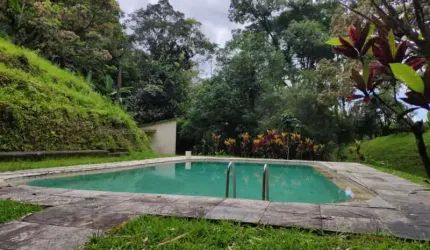 Casa com 4 quartos à venda na Avenida Dedo de Deus, Área Rural de Guapimirm, Guapimirim por R$ 750.000