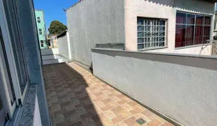 Apartamento para venda possui 80 metros quadrados com 3 quartos