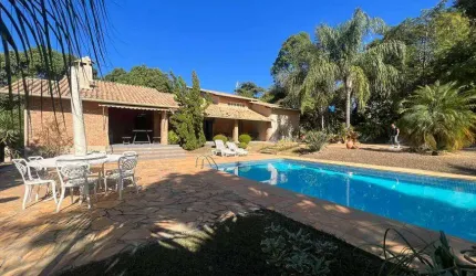 Fazenda/Sítio/Chácara para venda com 5854 metros quadrados com 4 quartos
