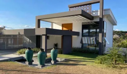 Casa para venda possui 600 metros quadrados com 4 quartos em Condados da Lagoa - Lagoa Santa - MG