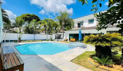Casa para venda com 600 metros quadrados com 6 quartos