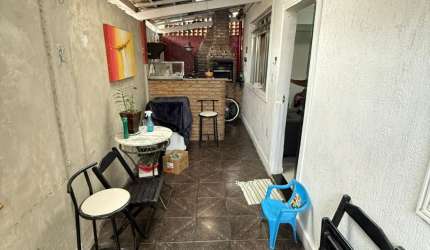 Casa com 3 Moradias em Lote de 360m² - Ideal para Famílias e Investidores