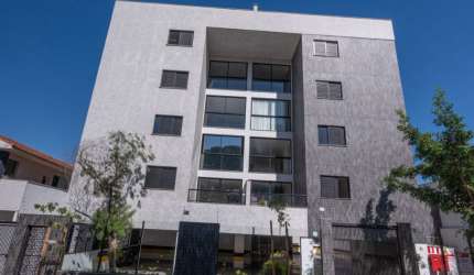 Cobertura 3 quartos, suíte e duas semi suítes