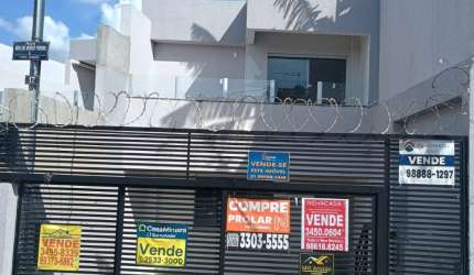 Oportunidade, Casa  Duplex á venda no Bairro Céu Azul