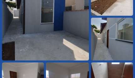 Casa de rua com 2 dormitórios, 1 suíte, 2 vg de garagem