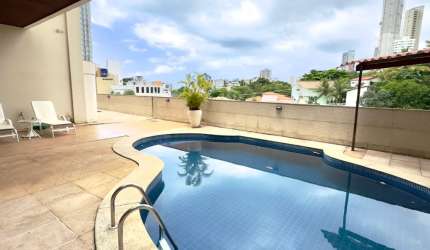 CASA TRIPLEX NO HORTO FLORESTAL