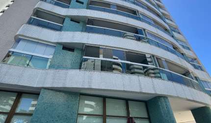 3 QUARTOS C/ 2 SUÍTES NO EDF BRISAS DO PARQUE