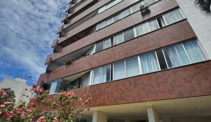 AMPLO 3 QUARTOS NO EDF RIO SOLIMÕES- PRÓXIMO A PRAÇA ANA LÚCIA MAGALHÃES