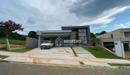 Casa com 3 quartos à venda, 300 m² - Alvim - Juiz de Fora/MG