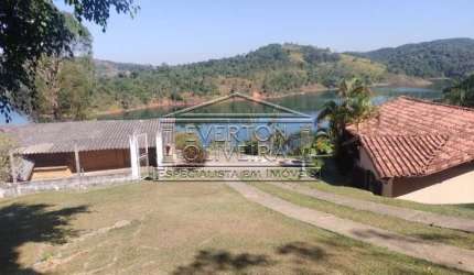 Chácara / sítio com 4 quartos à venda no Recanto de Igaratá, Igaratá  por R$ 1.500.000