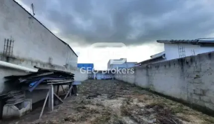 Terreno à venda no Residencial Parque dos Sinos, Jacareí  por R$ 180.000