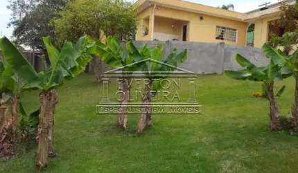 Casa com 2 quartos à venda no Centro, Igaratá  por R$ 750.000
