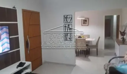 Casa com 3 quartos à venda no Parque Brasil, Jacareí  por R$ 585.000