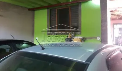 Casa com 2 quartos à venda no Jardim Pitoresco, Jacareí  por R$ 175.000