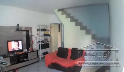 Casa com 4 quartos à venda no Parque dos Príncipes, Jacareí  por R$ 330.000