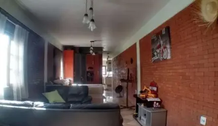 Casa com 3 quartos à venda no Jardim do Portal, Jacareí  por R$ 420.000