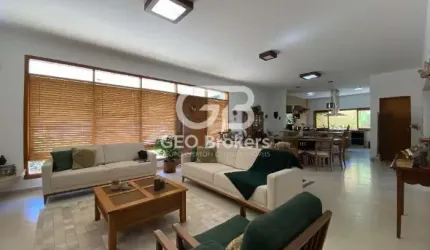 Casa com 3 quartos à venda no Jardim Siesta, Jacareí  por R$ 2.300.000