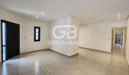 Casa com 3 quartos à venda no Jardim Altos de Santana II, Jacareí  por R$ 689.000