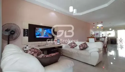 Casa em condomínio fechado com 2 quartos à venda no Jardim Jacinto, Jacareí  por R$ 680.000