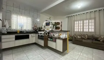 Casa com 2 quartos para alugar no Residencial Santa Paula, Jacareí  por R$ 3.700