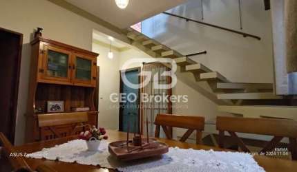 Casa com 5 quartos à venda no Loteamento Villa Branca, Jacareí  por R$ 1.300.000