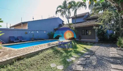 Sobrado com 3 dormitórios à venda, 140 m² por R$ 640.000 - Estância Balneária Convento Velho - Peruíbe/SP