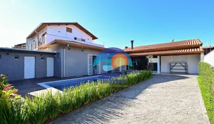 Casa com 3 quartos à venda, 140 m² - Balneário Florida - Peruíbe/SP