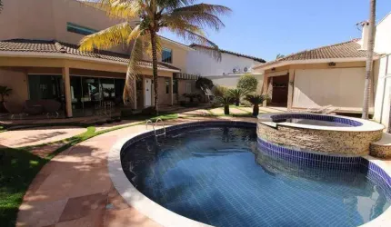 Casa à venda, 4 quartos, 4 suítes, 4 vagas, Jardim Karaíba - Uberlândia/MG
