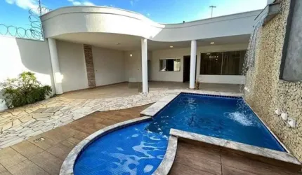 Casa à venda, 3 quartos, 1 suíte, 4 vagas, JARDIM PATRICIA - Uberlândia/MG