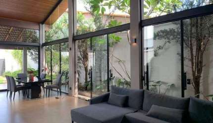 Casa à venda, 3 quartos, 3 suítes, 2 vagas, Jardim Karaíba - Uberlândia/MG