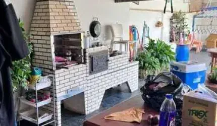 Casa à venda, 4 quartos, 1 suíte, 4 vagas, MARTINS - Uberlândia/MG