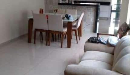 Casa à venda, 3 quartos, 1 suíte, 2 vagas, Santa Mônica - Uberlândia/MG