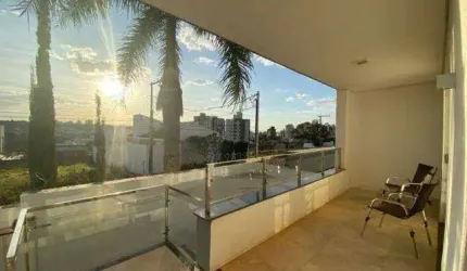 Casa à venda, 4 quartos, 4 suítes, 4 vagas, JARDIM COLINA - Uberlândia/MG
