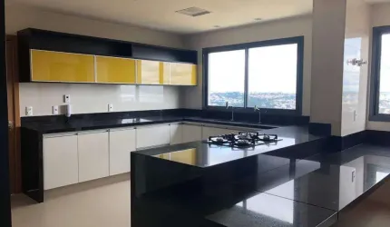 Magnifico apartamento com localização privilegiada no Jardim Karaíba