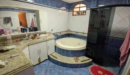 Casa à venda, 4 quartos, 3 suítes, 2 vagas, CIDADE JARDIM - Uberlândia/MG