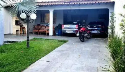 Casa à venda, 4 quartos, 2 suítes, 3 vagas, CAZECA - Uberlândia/MG