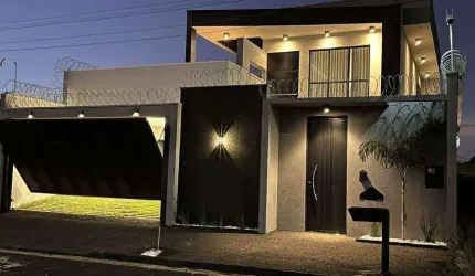 Casa à venda, 3 quartos, 3 suítes, 4 vagas, JARDIM SUL - Uberlândia/MG