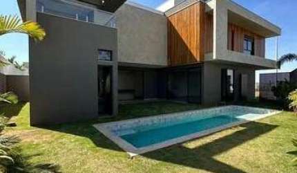 CASA EM CONDOMÍNIO à venda, 4 quartos, 4 suítes, 4 vagas, NOVA UBERLANDIA - Uberlândia/MG