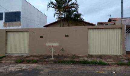 Casa à venda, 2 quartos, 2 vagas, JARDIM IPANEMA - Uberlândia/MG