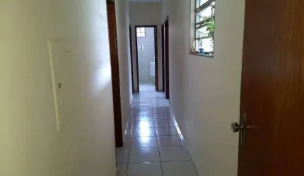 Casa à venda, 4 quartos, 1 suíte, 2 vagas, BOM JESUS - Uberlândia/MG